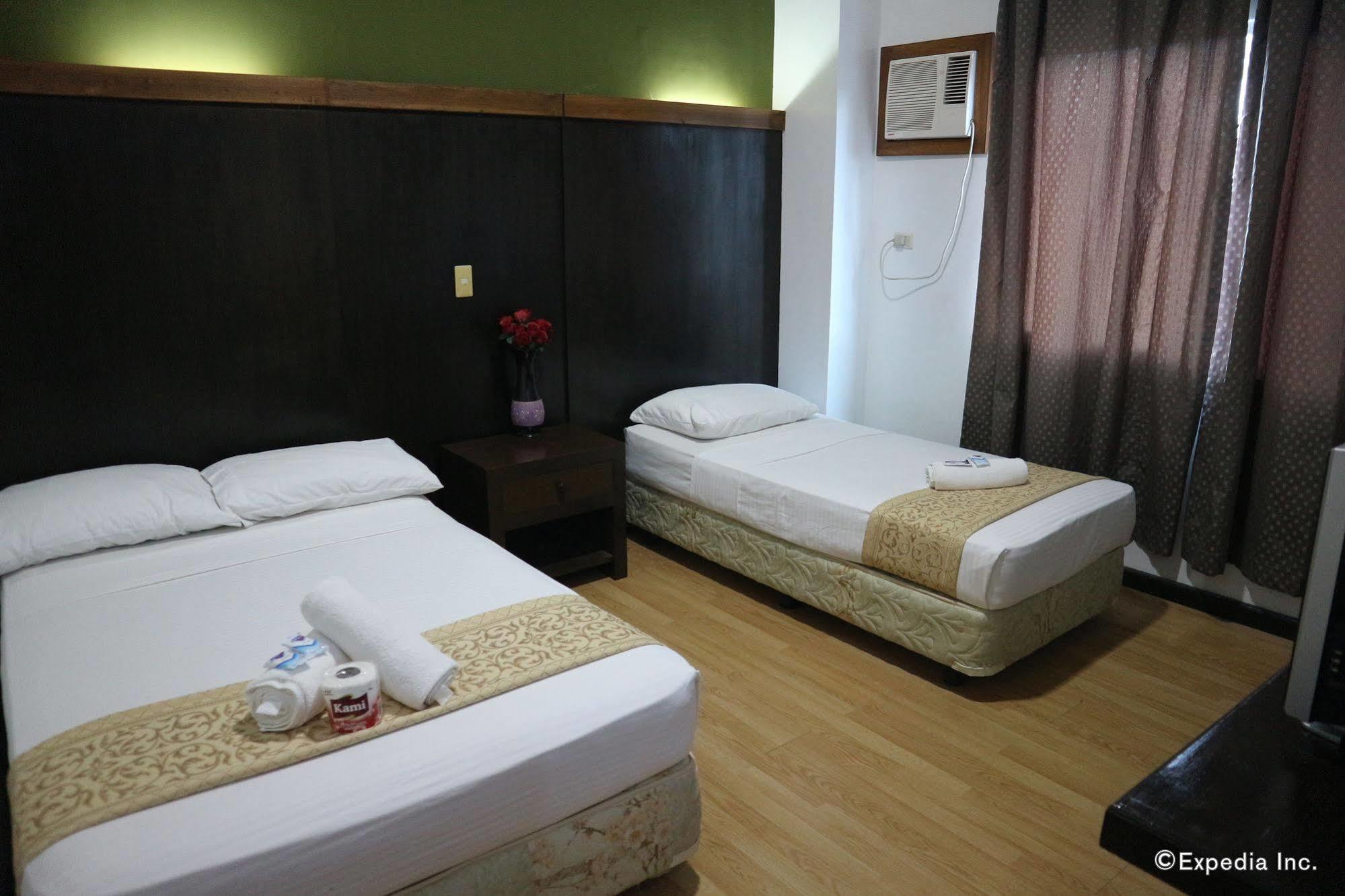 Basa Hotel Калибо Екстериор снимка